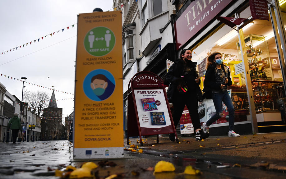 Velika Britanija zatvorila prodavnice